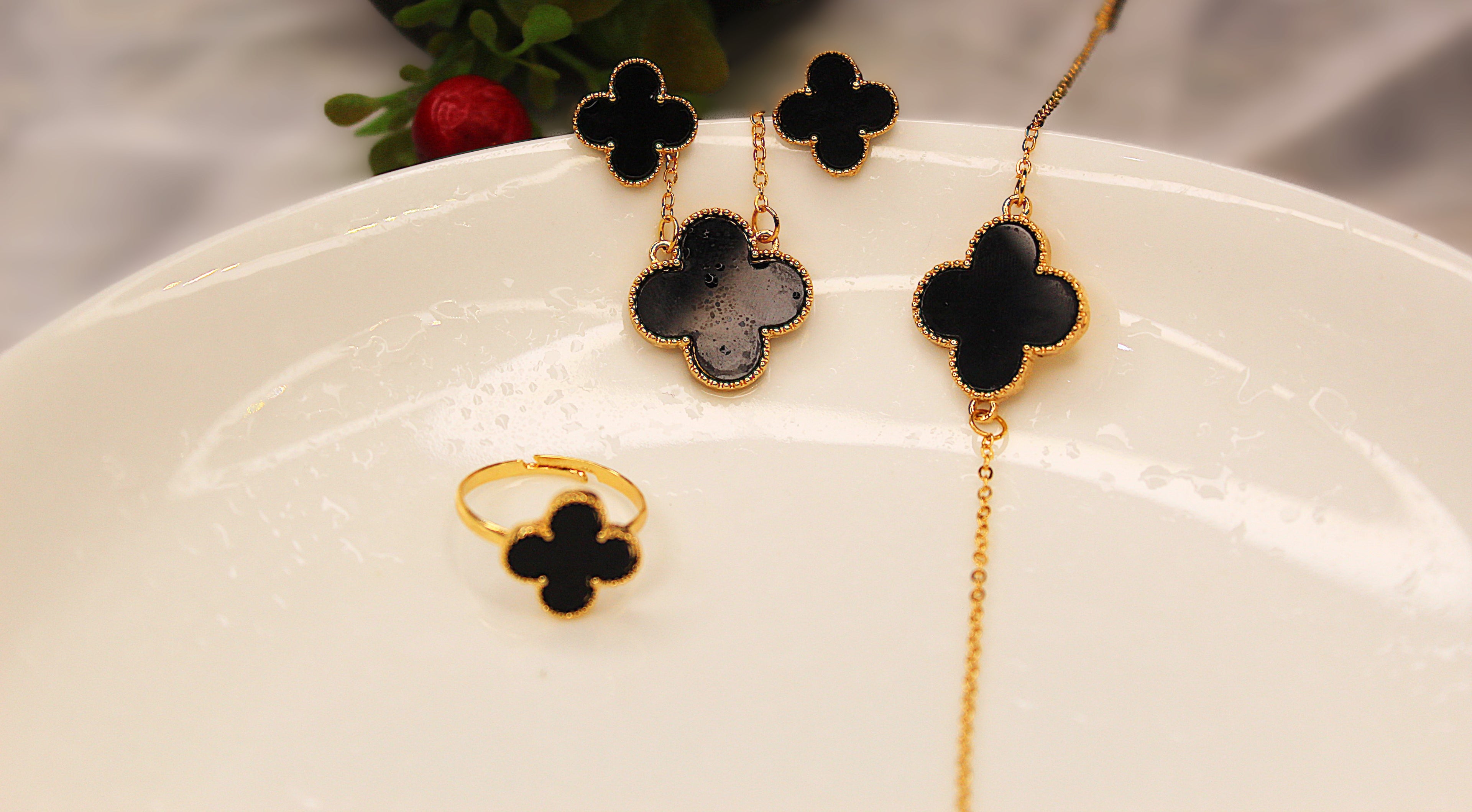 Black Clover Golden Jewellery Set – Necklace, Earrings & Ring
